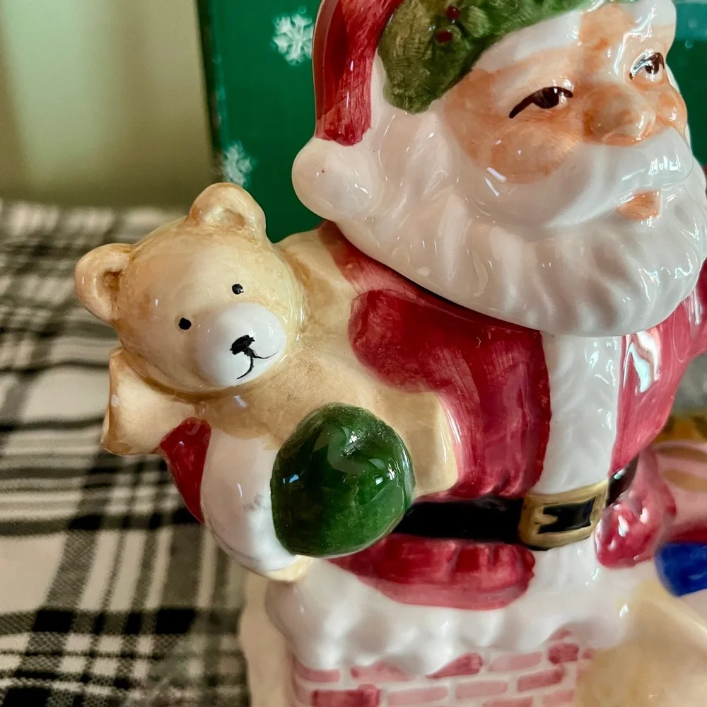 Mini Ceramic Santa Teapot Tea Pot Holding Bear and Toy Gift Bag Vintage 1990's